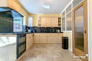 Photo 30- click for photo gallery